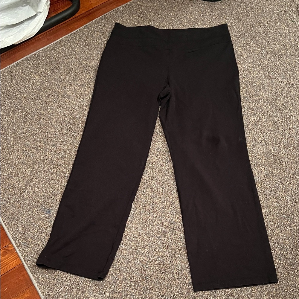 Ideology Women's Black Straight Leg Leggings